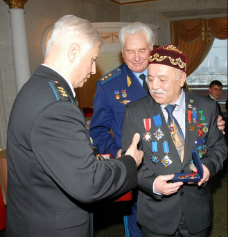 Поздравления Базылхана Дюсупова